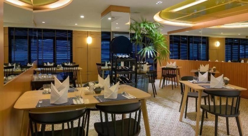 Bay Beach Resort Jomtien Pattaja Kültér fotó