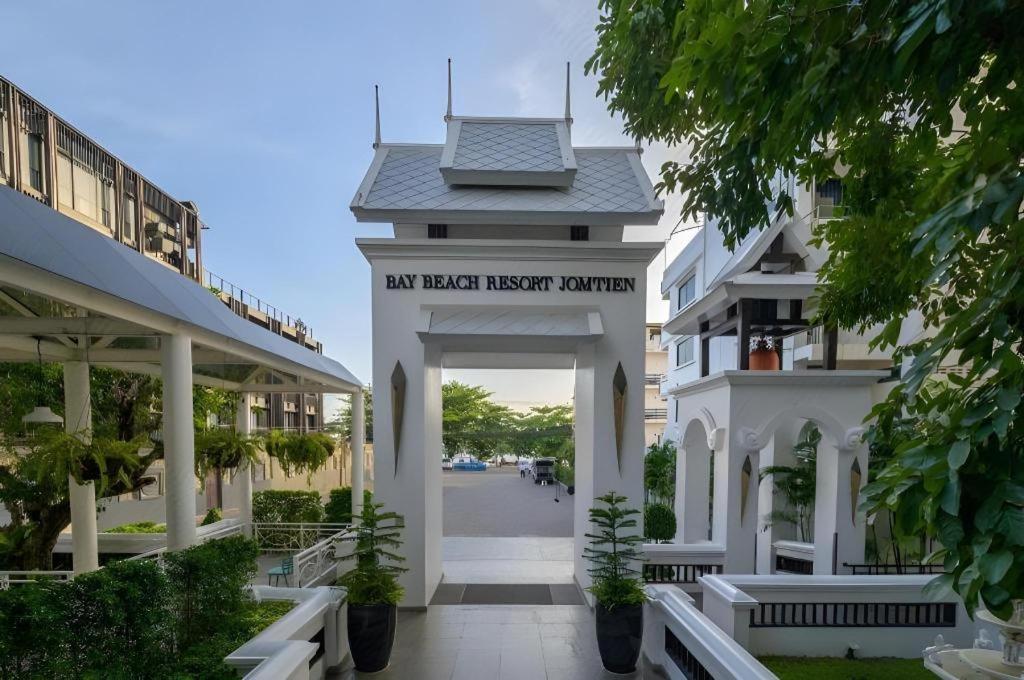 Bay Beach Resort Jomtien Pattaja Kültér fotó